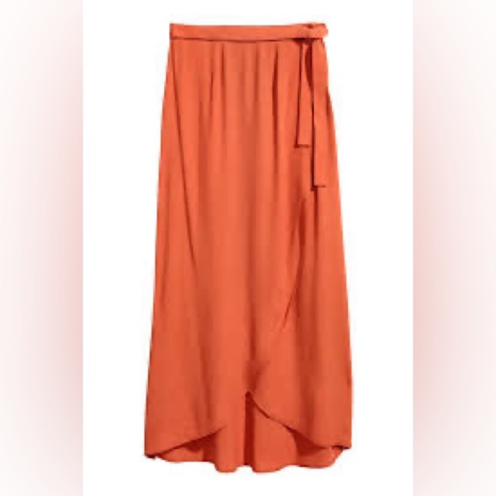 Brand New With Tags Never Worn! H&M Long Wrap Front Skirt in Black Size 4